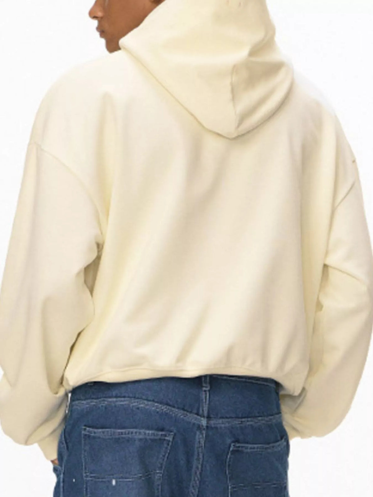 Men's kangaroo pocket hoodie kangaroo pocket detail