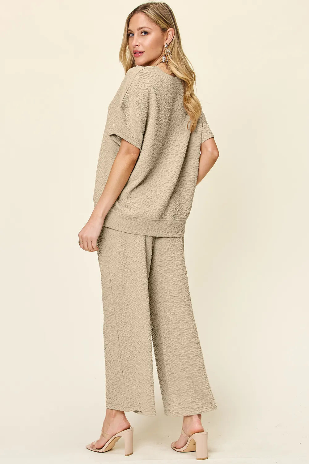 Textured short sleeve top and pants set women's outfit