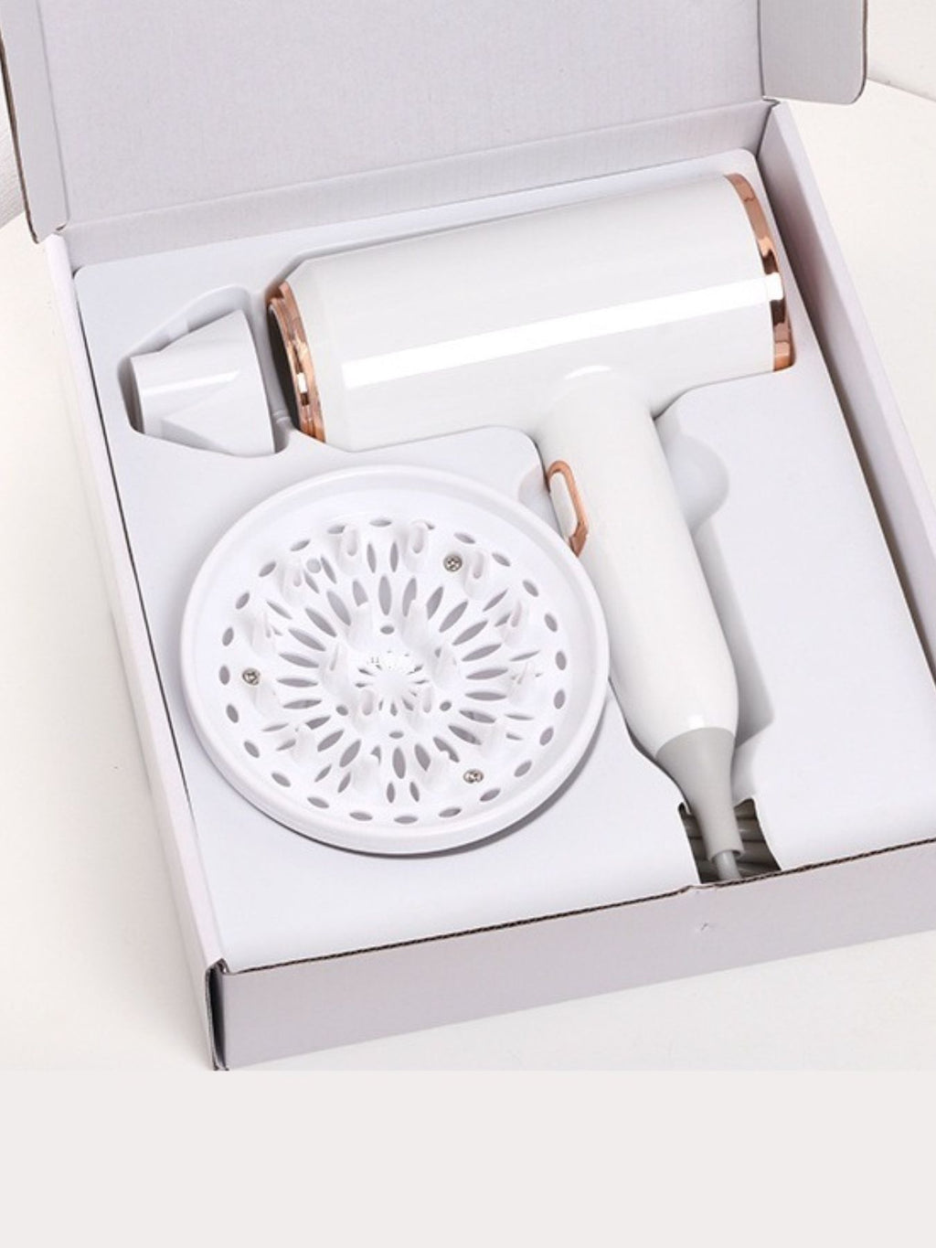 be40d50e-ec2b-40f3-b08c-ee39baa5b2a4-Max