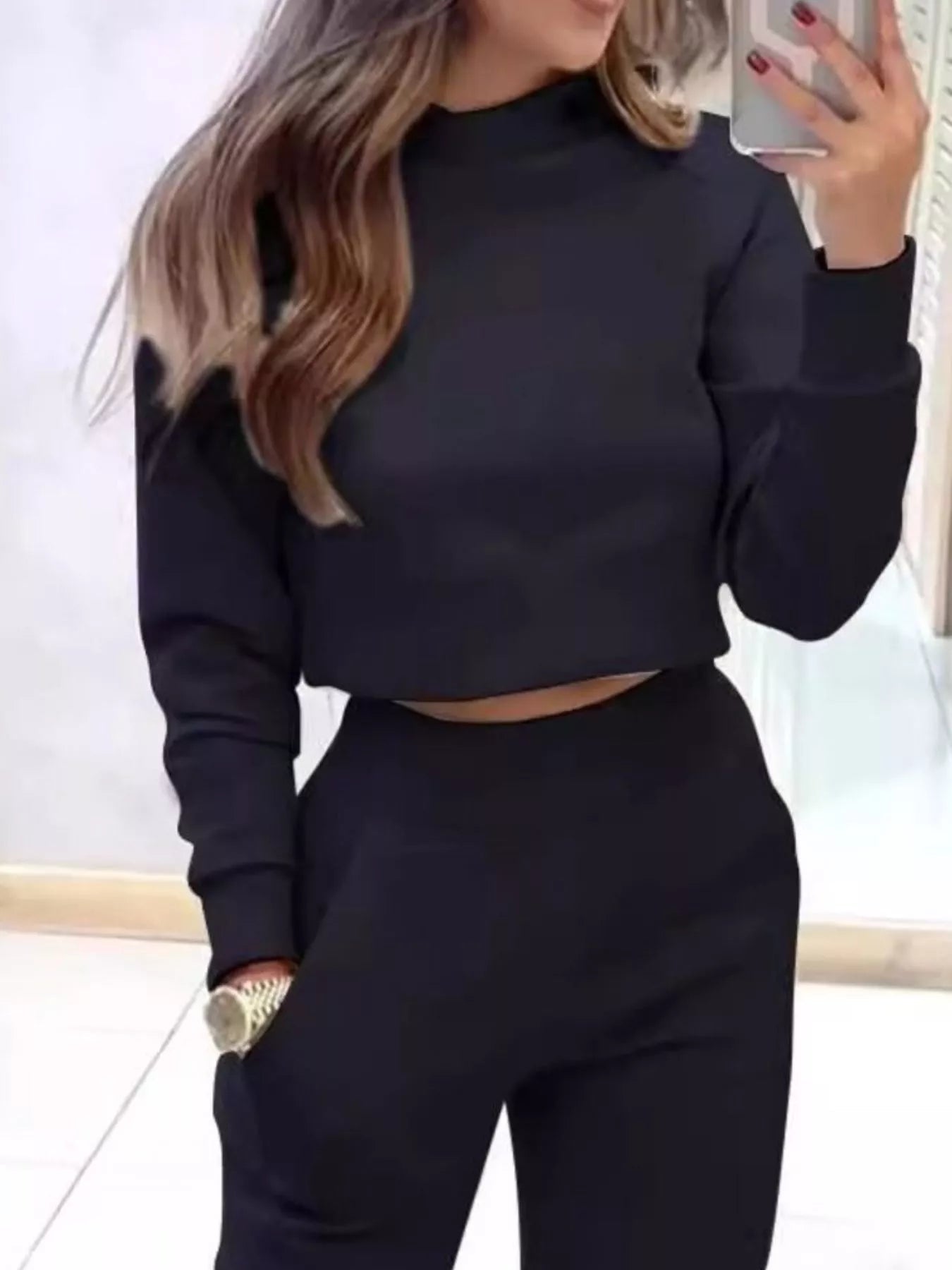 Casual Chic Cropped Sweatshirt and Jogger Set - ELC Fashion