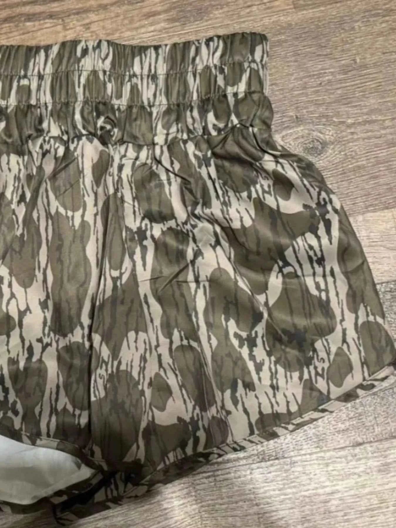 ELC Atelier Modern Camo Print Elastic Waist Shorts — Prestige Edit - ELC Fashion